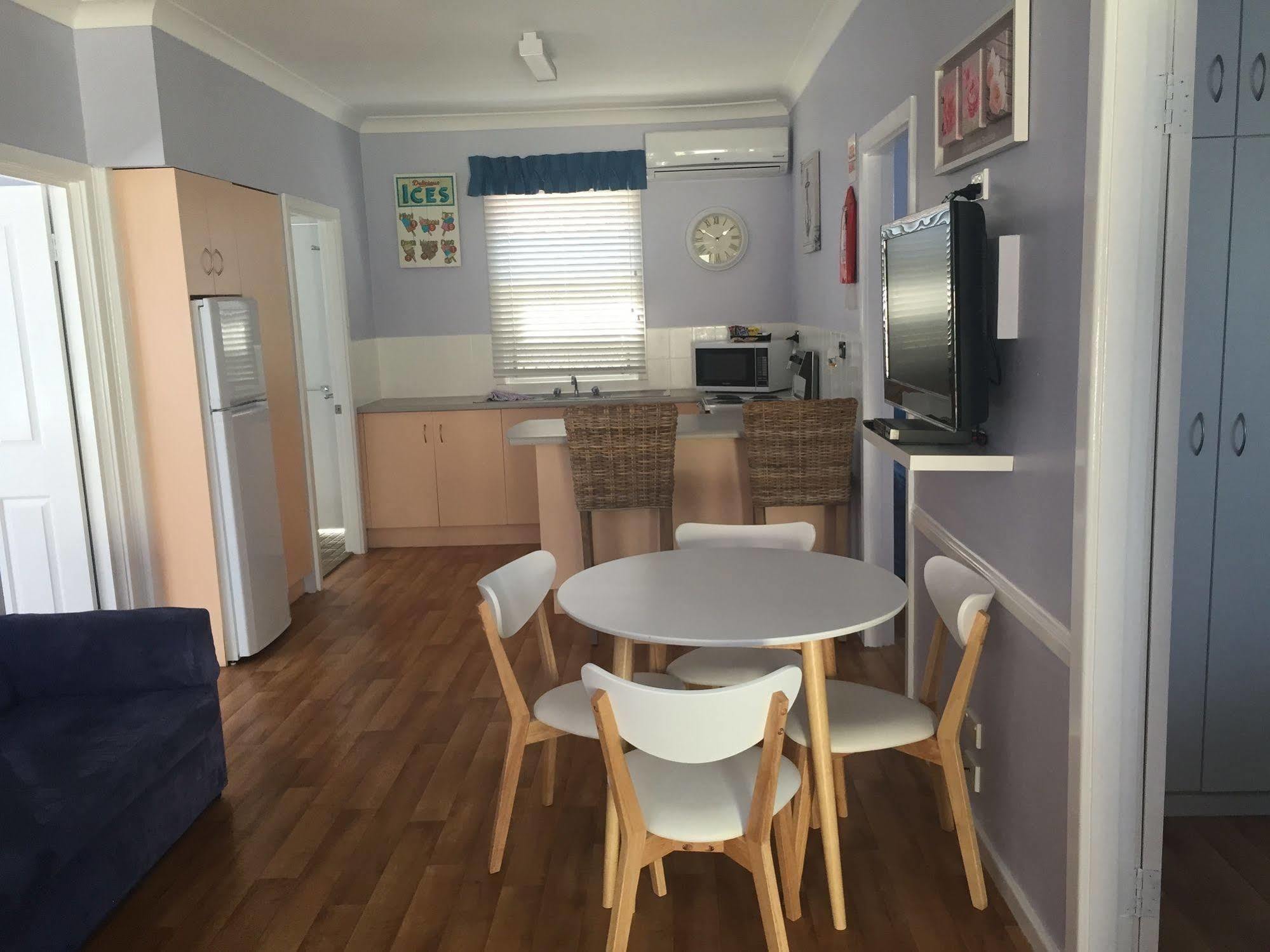 Forster Holiday Village ภายนอก รูปภาพ